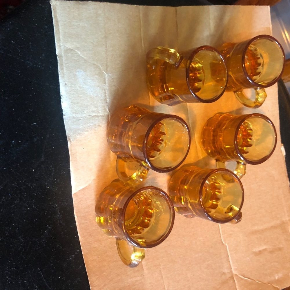 Six Vintage amber miniature beer glasses shot glasses by federal glass - Picture 3 of 7